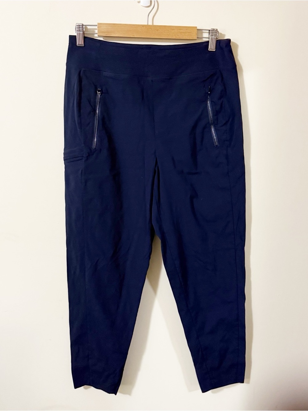 Athleta Womens Navy Joggers Zip Pockets Size 8 Activewear Gym Workout